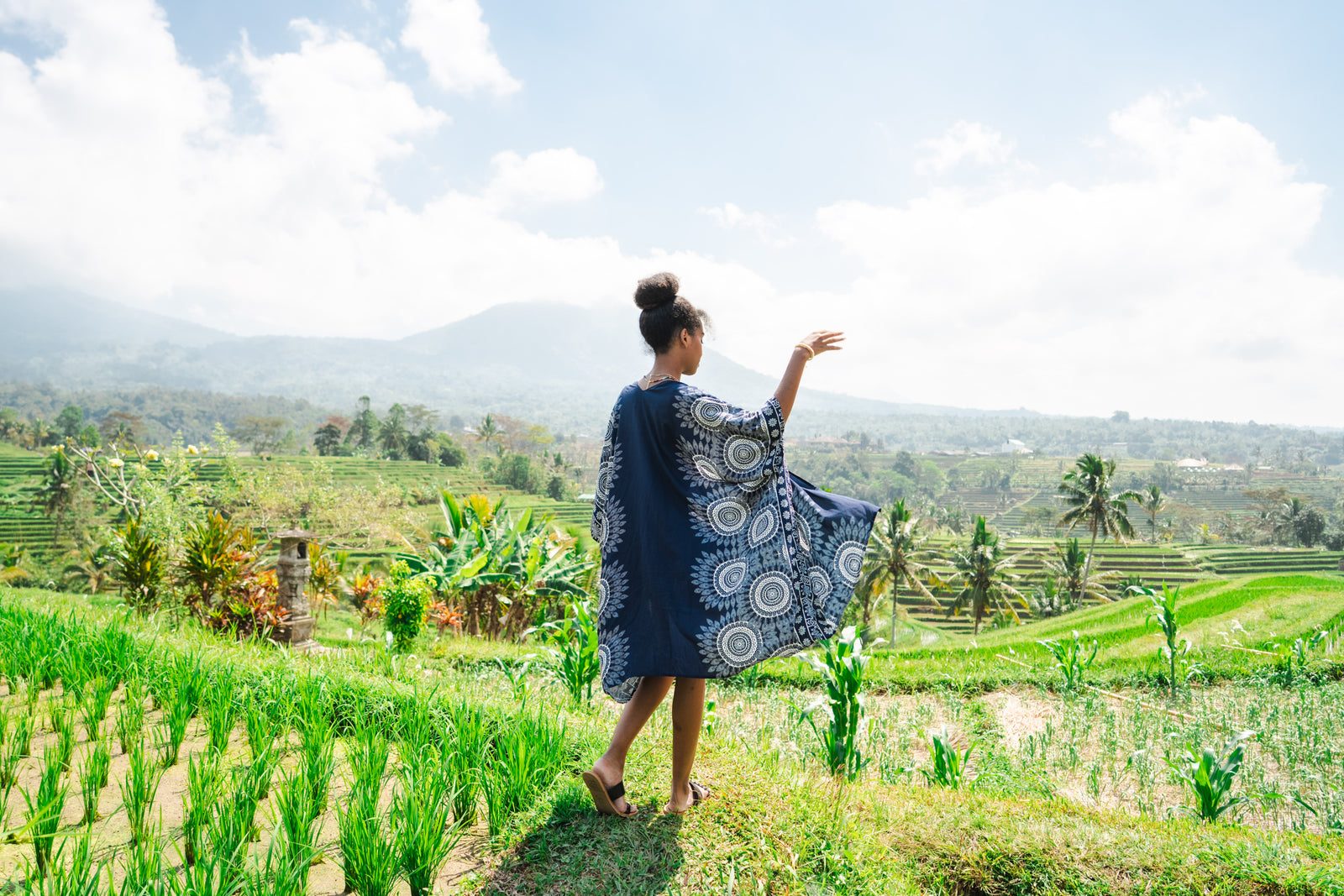 Tops + Kimonos NOSTO
