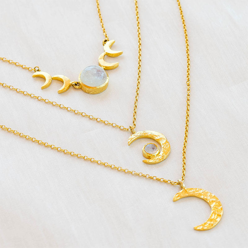 Moon Glow Necklace